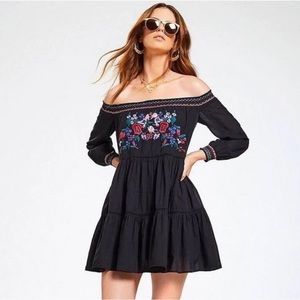 Free People • Embroidered off the shoulder short dress